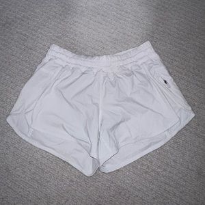 Lululemon hotty totty shorts
